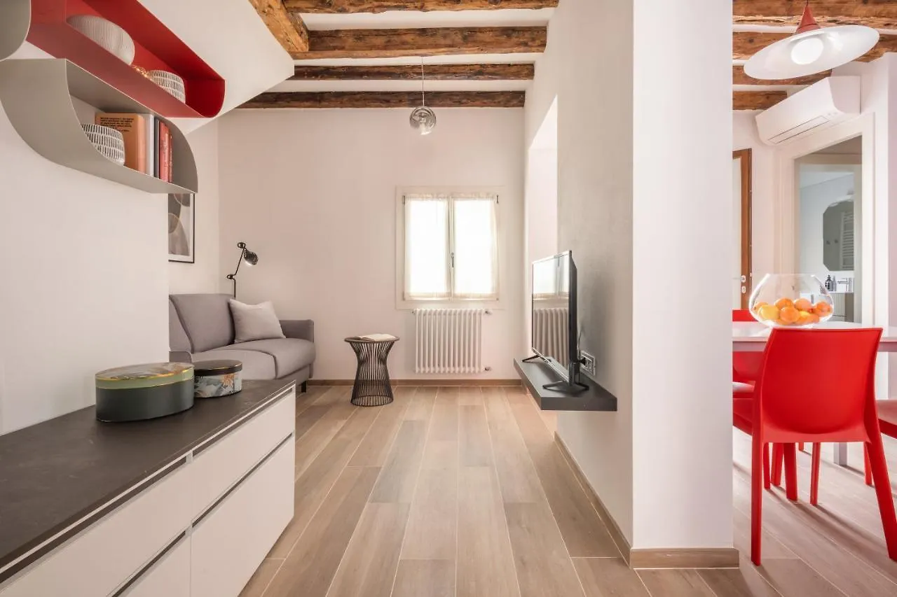 San Giacomo Dall'Orio Garden Apartment R&R Venice Italy